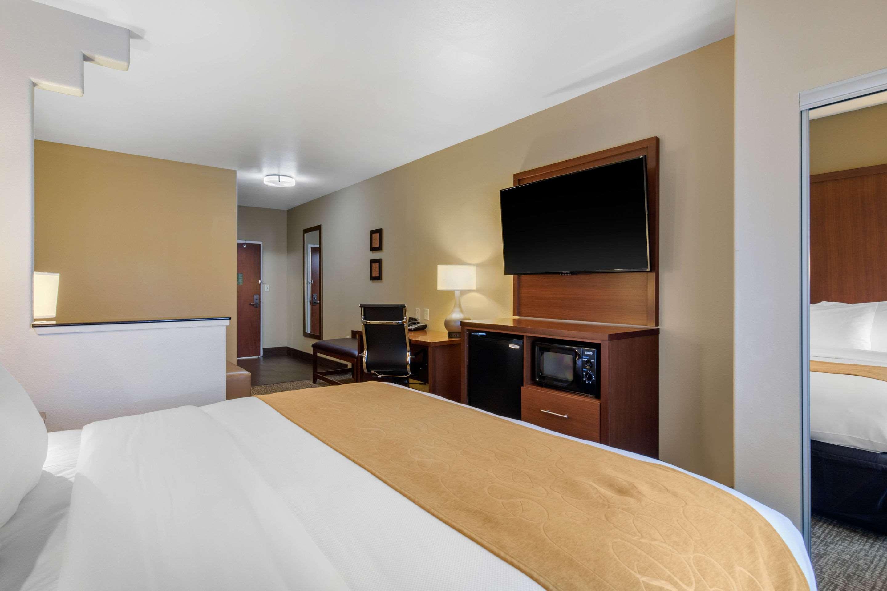 Comfort Suites Маршалл Экстерьер фото
