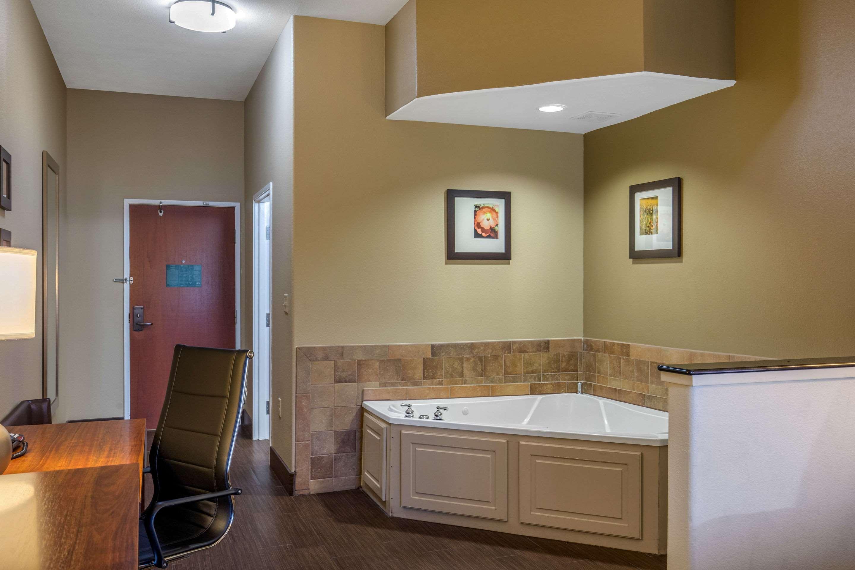 Comfort Suites Маршалл Экстерьер фото