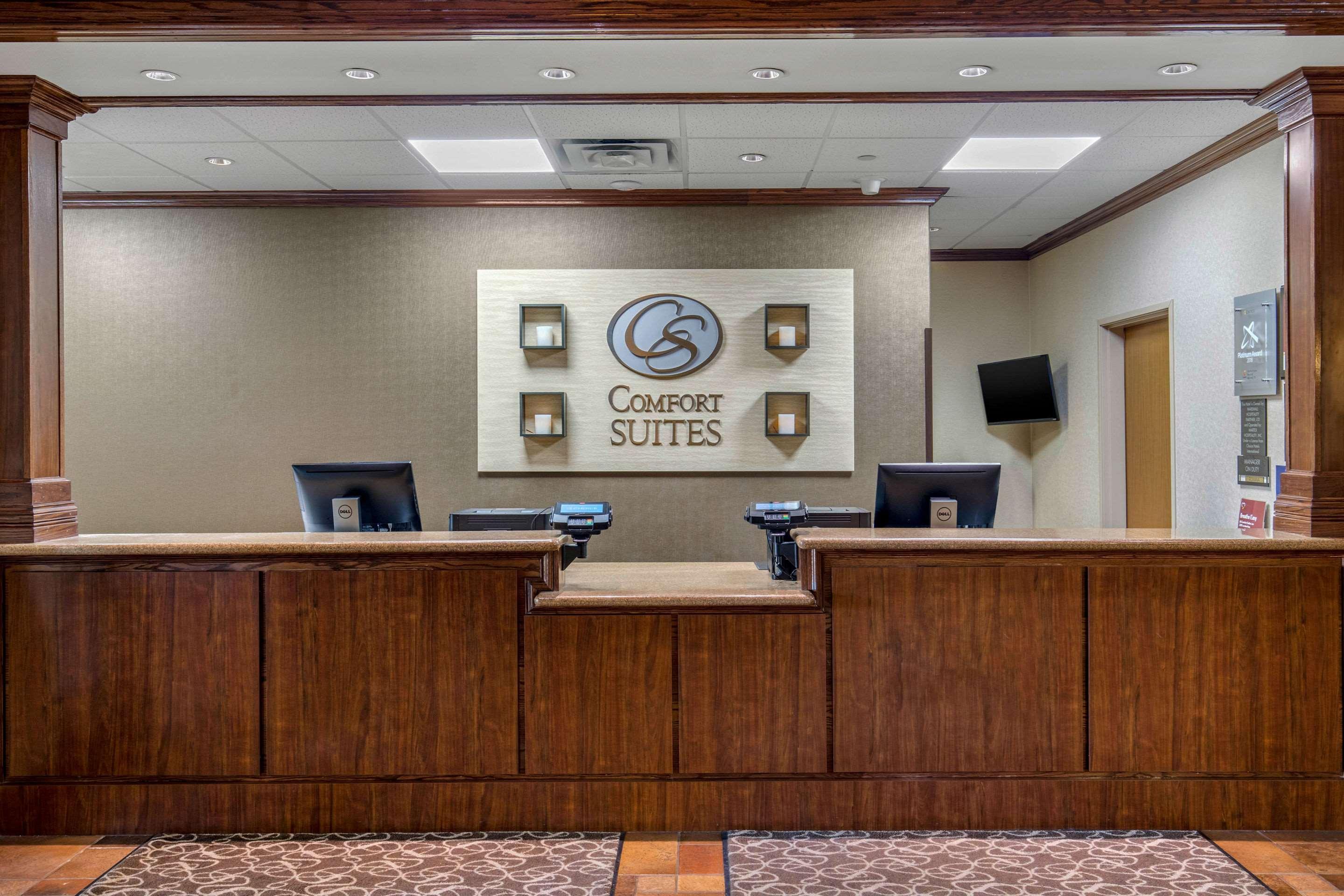 Comfort Suites Маршалл Экстерьер фото